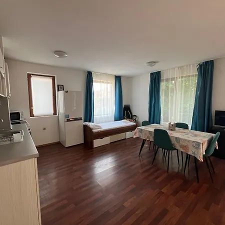Sea La Vie 2 Apartment